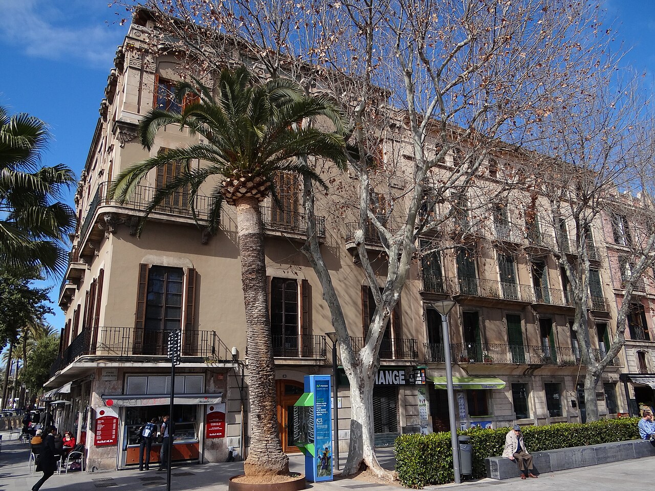 Foto: Foto Fitti (CC BY-SA 3.0), via Wikimedia Commons Palma de Mallorca, beeld 4